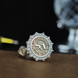 Custom University Class Ring - Engraved College Graduation Jewelry in Silver & Gold