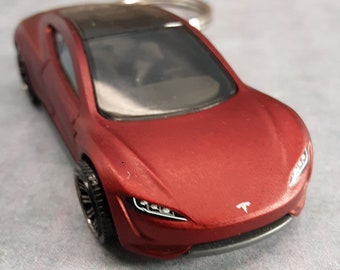 Keychain charm 1:64 diecast car EV Sport Coupe Roadster