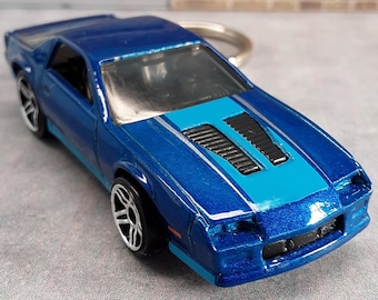 Keychain Hot Rod Car 1/64 Diecast Metal Cars & Trucks - Swivel keychain - Spare key bling charm - Blue Z