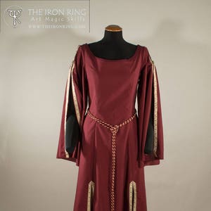 Abiti outlet medievali 1200