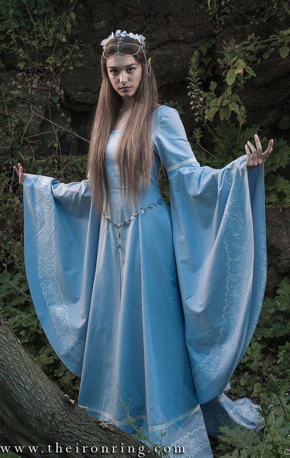 dee fantasy gown