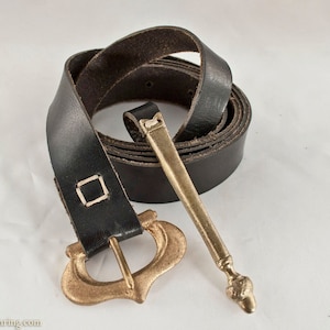 Historical leather belt with belt tip, medieval, replica, fantasy, larp, reenactment, renaissance.