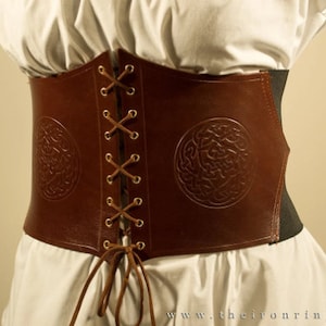 Alisea celtic Corset Belt with strings in genuine leather and elastic band, different colors available