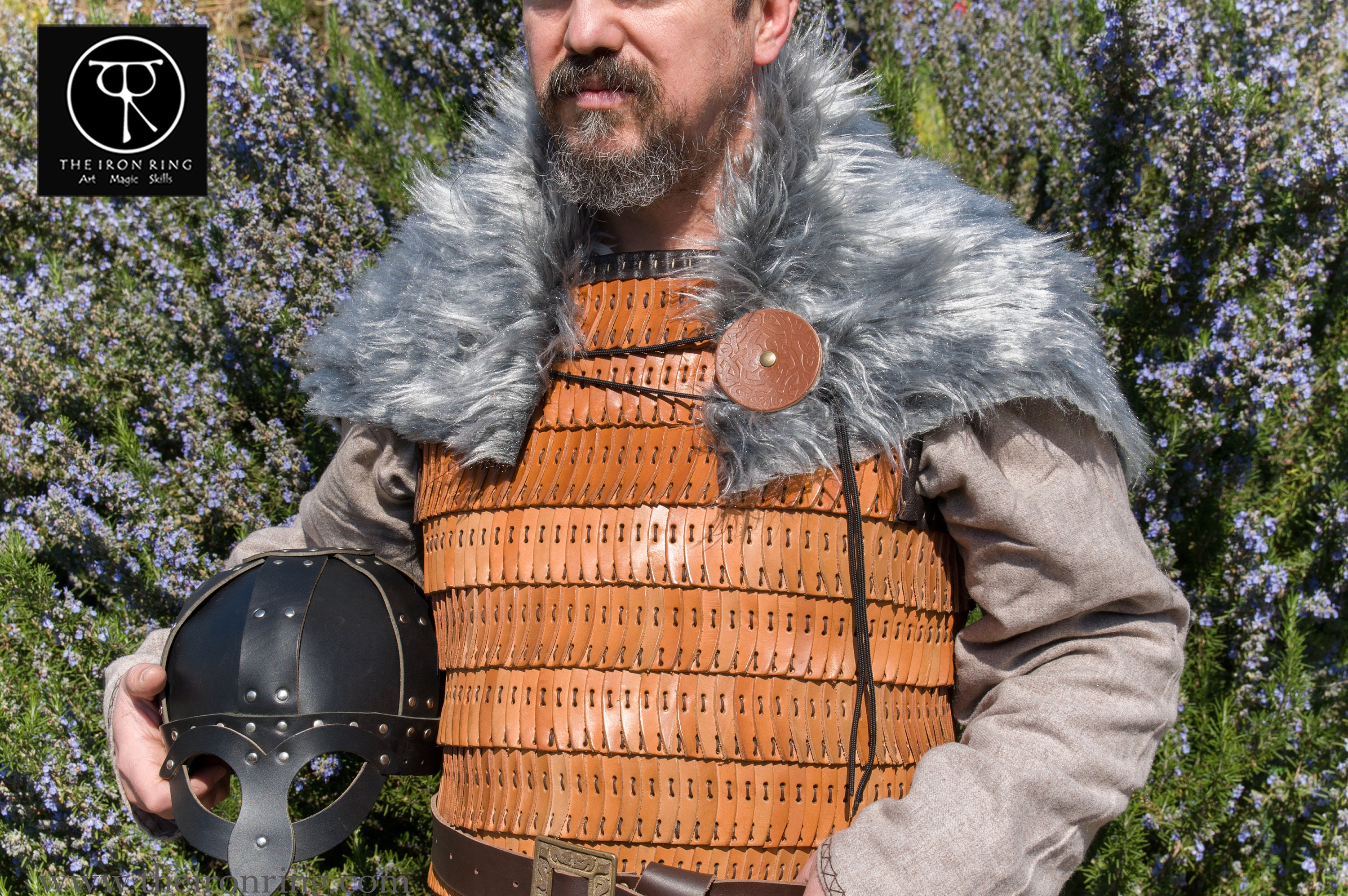 BARBARIAN Fur Deluxe Edition XL, Viking Wedding, Viking Shoulder