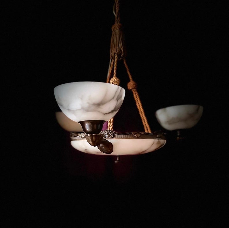 Alabaster chandelier with 3 shades. image 3