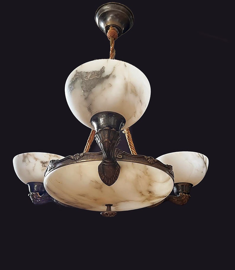 Alabaster chandelier with 3 shades. image 1