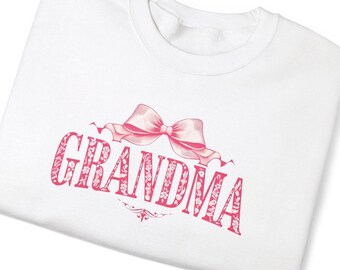Chinoiserie Grandma Sweatshirt, Floral Crewneck, New Grandma Gift, Toile De Jouy Pullover, Cool Grandma Top with Bow