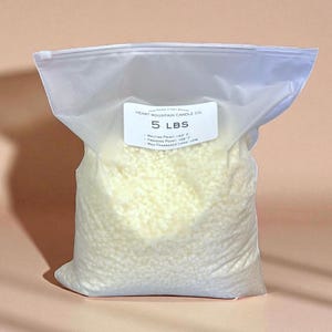 Soy Candle Wax DIY Candle Making Non-Toxic Clean Burning Soy Wax Pesticide Free Vegan Candle Wax Eco Friendly Candle Supplies for Candles