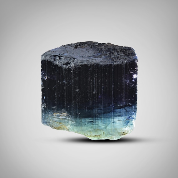 ブルーキャップトルマリン：パキスタン産25カラットの原石 - Etsy 日本