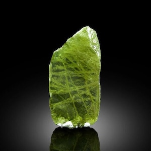 Titanite Var Sphene Crystal from Pakistan - 7.60