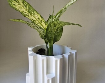 Planter: Alpha Series | Architecture Inspired