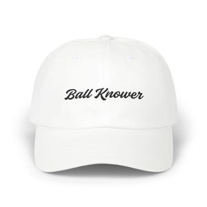 Gorra clásica de papá con letras negras de Ball Knowers