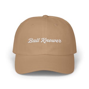Gorra clásica de papá con letras blancas de Ball Knowers