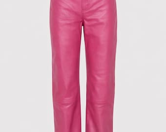 Pantalones de motorista ajustados de piel de cordero rosa fucsia para mujer – Incluye cinturón a juego (Impuestos y aranceles incluidos)