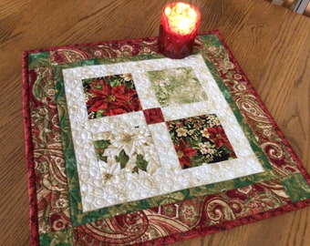 DISCOUNTED Christmas Charmer 19 inch quilted table centerpiece