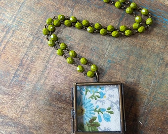 Vintage Wallpaper Necklace