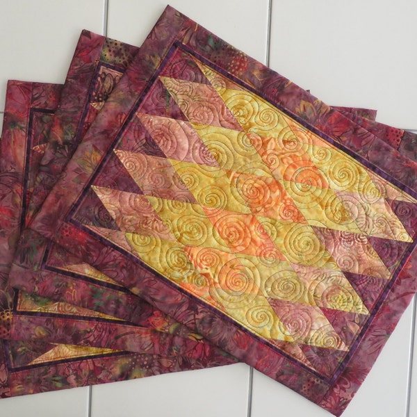 Matelassé Batik sets de table Set de quatre or jaune mauve violet