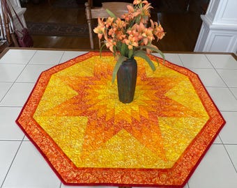 Gesteppte Batik Tischdecke Stern achteckig gelb orange