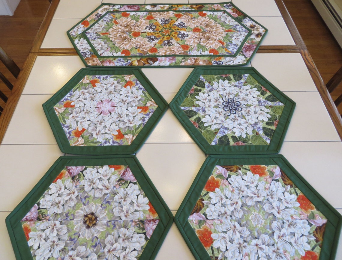 Quilted Table Runner Placemat Set of Four Hexagon Floral Etsy