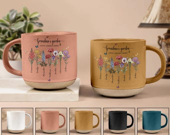 Taza de cerámica personalizada con grabado de jardín de abuela, taza de café con flores del mes de nacimiento y nombre de niño, regalo para abuela, mamá, regalo para el Día de la Madre