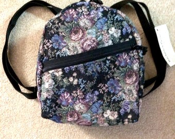 Purple and tapestry mini Backpack Vera Bradley Small Backpack Dream Tapestry Purple Retired  main image 2