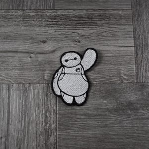 Cute Gift Robot Standing Waving Anime Inspired Iron On Patch Sew Patch Appliqué Iron On Patch DIY Embroidery Patch