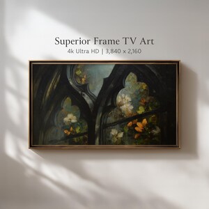 Puede incluir: Una obra de arte enmarcada para una pantalla de TV, que presenta una ventana oscura de estilo gótico con detalles florales en blanco y naranja. Se muestra el texto "Superior Frame TV Art" y los detalles de resolución.