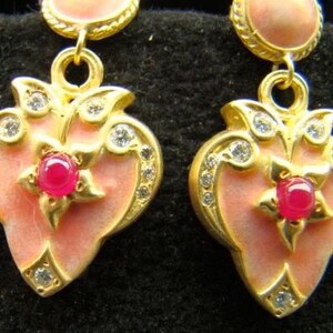 18K Gold Gorgeous peachy/pink Enamel heart earrings with diamonds and rubies image 2