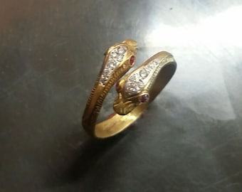 Beautiful Classic 14k Gold double headed snake ring with diamonds and rubies