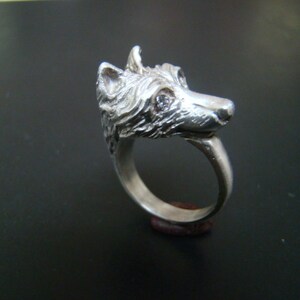 Beautiful and Regal Sterling Silver Wolf ring with diamond eyes