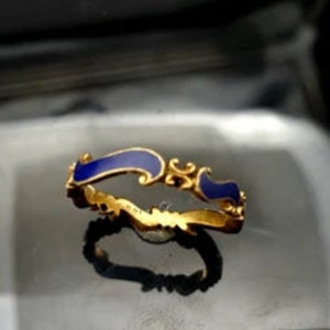 Unique and Beautiful 14K Gold Enamel Band (SIZE 5)