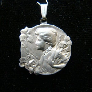 Sterling Silver Art Nouveau style pendant