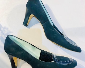 Unbranded Women's Navy and Blue Courts