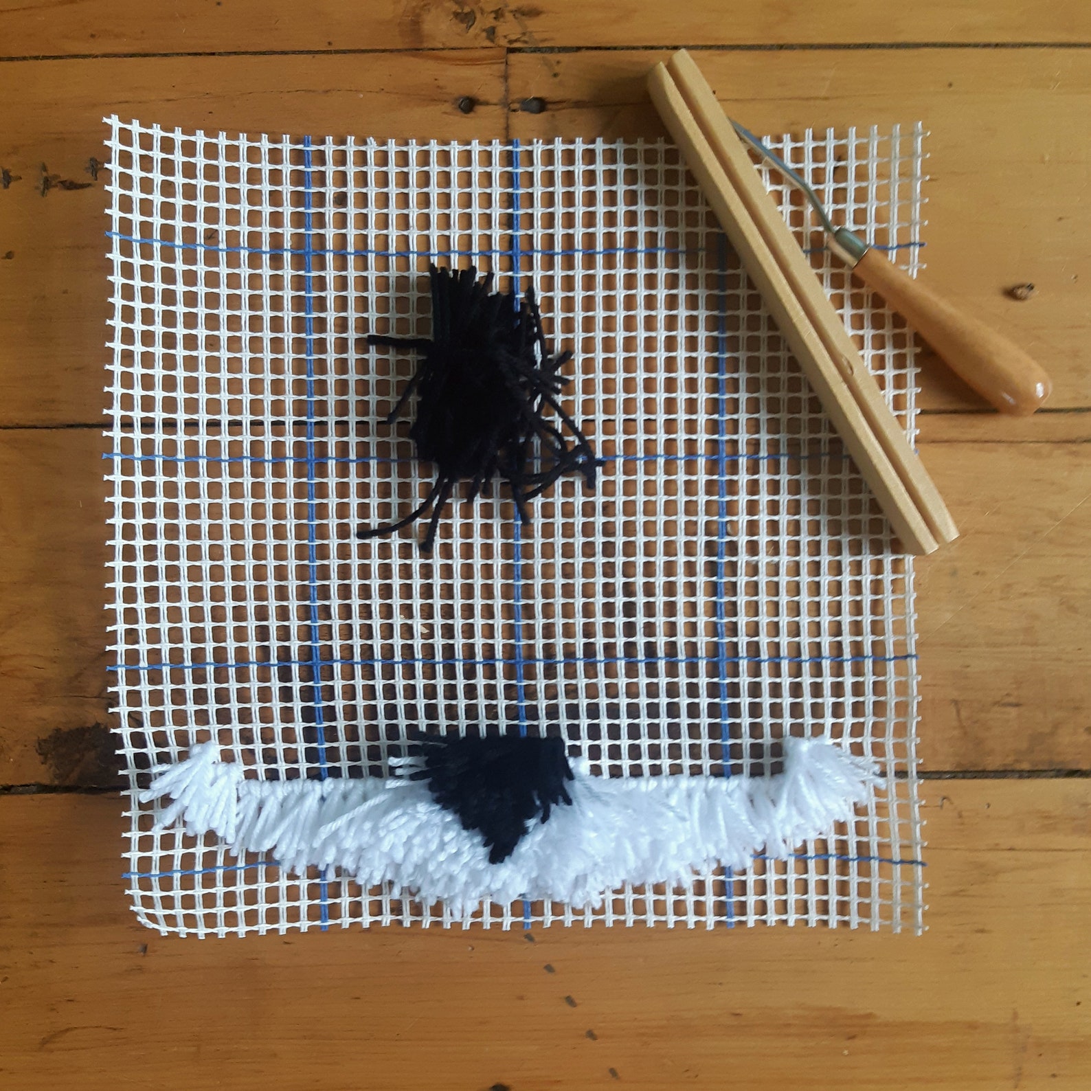 Fox Latch Hook Kit. Rug hooking starter kit. Canvas tool Etsy