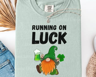 Funny St Patricks Day Shirt Irish Leprechaun T Shirt Lucky Green Shamrock Tee St Paddys Day Beer Drinking T-Shirt St Patricks Day Gift Idea