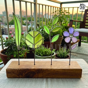 Estacas para plantas de vidrieras con diseño minimalista de hojas y flores para jardín, arte botánico moderno en vidrio (PDF PNG SVG, N5FL31)