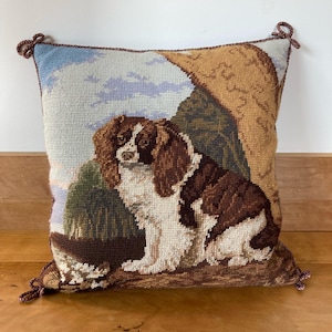 Vintage Katha Diddel Pillow あひる　プレゼント Katha Diddel Home 9” Square Vintage Needlepoint Pillow Teddy