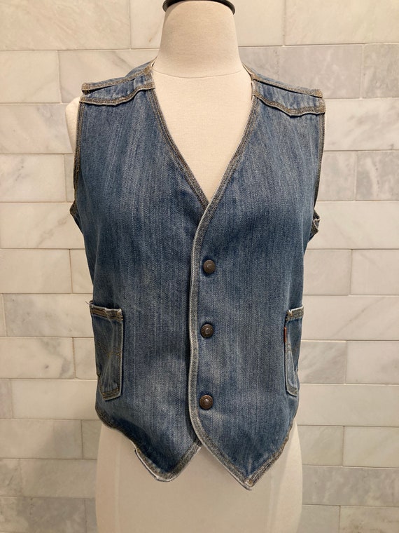 Vintage Women's Levis Denim Vest