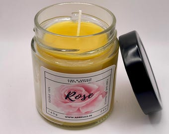 Handcrafted scented candle made from natural beeswax. 225 ml - 165 grams. Fragrance: ROSE, MONOI, VANILLA...