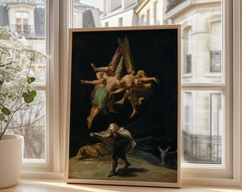 Könnte beinhalten: Ein gerahmter Druck eines dunklen Gemäldes mit fliegenden Figuren und einem Mann in einem weißen Umhang. Das Kunstwerk hat einen klassischen Stil mit Figuren in den Farbtönen Beige, Grün und Gelb vor einem schwarzen Hintergrund. Der Rahmen ist hellholzfarben.
