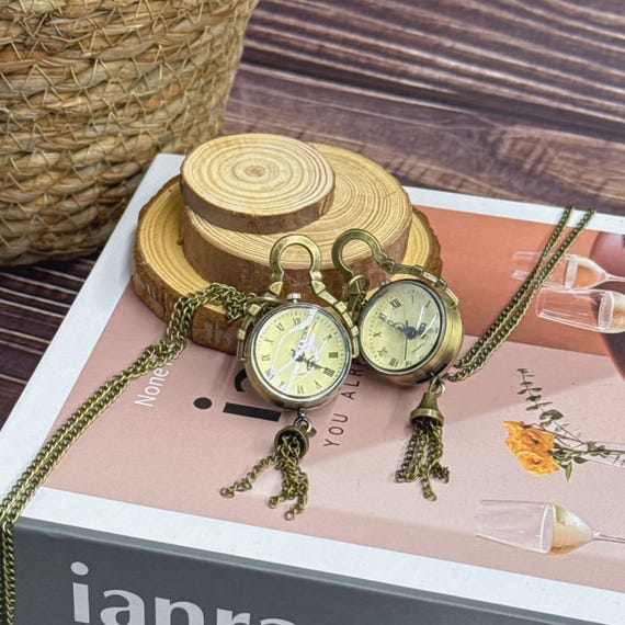 Brass Vintage Pocket Watch, Orb Pocket Watch Antique Bronze Glass Bubble 25mm, Pocket Watch with Chain, Dainty Roman Numeral Bras