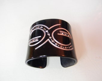 Vintage Black Cuff bracelet with art deco design and rhinestones