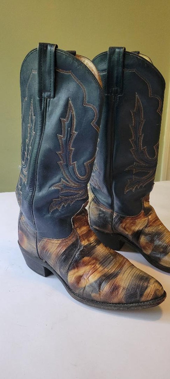 Pair of vintage woman's Dan Post cowboy boots