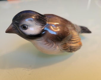 Vintage Goebel porcelain brown finch figurine