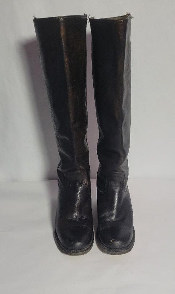 Pair of woman's Frye black leather boots - image 2