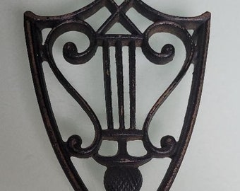 Vintage cast iron Trivet