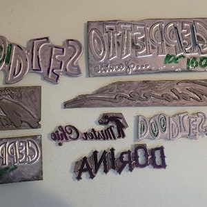 Lot of vintage 1960s print type metal plates