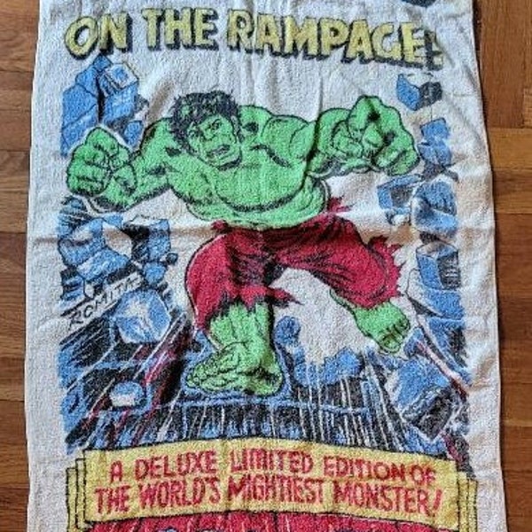 Vintage Marvel treasury edition The incredible Hulk beach towel