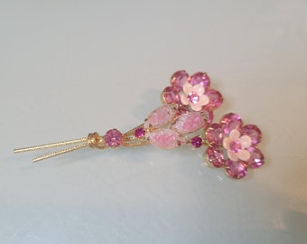 Vintage Pink stones Floral bouquet Pin