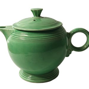 Vintage early Fiestaware original green teapot